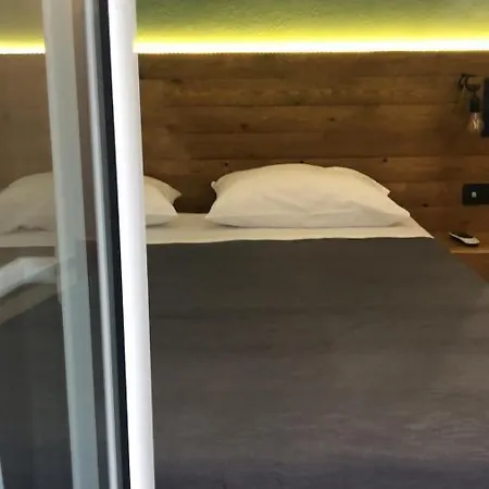 Fontana Leone Apartamento Spílion